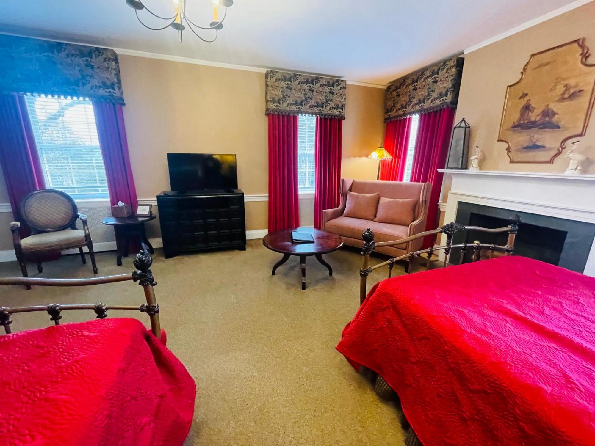 شقة Excelsior At The Manor House Clemmons المظهر الخارجي الصورة